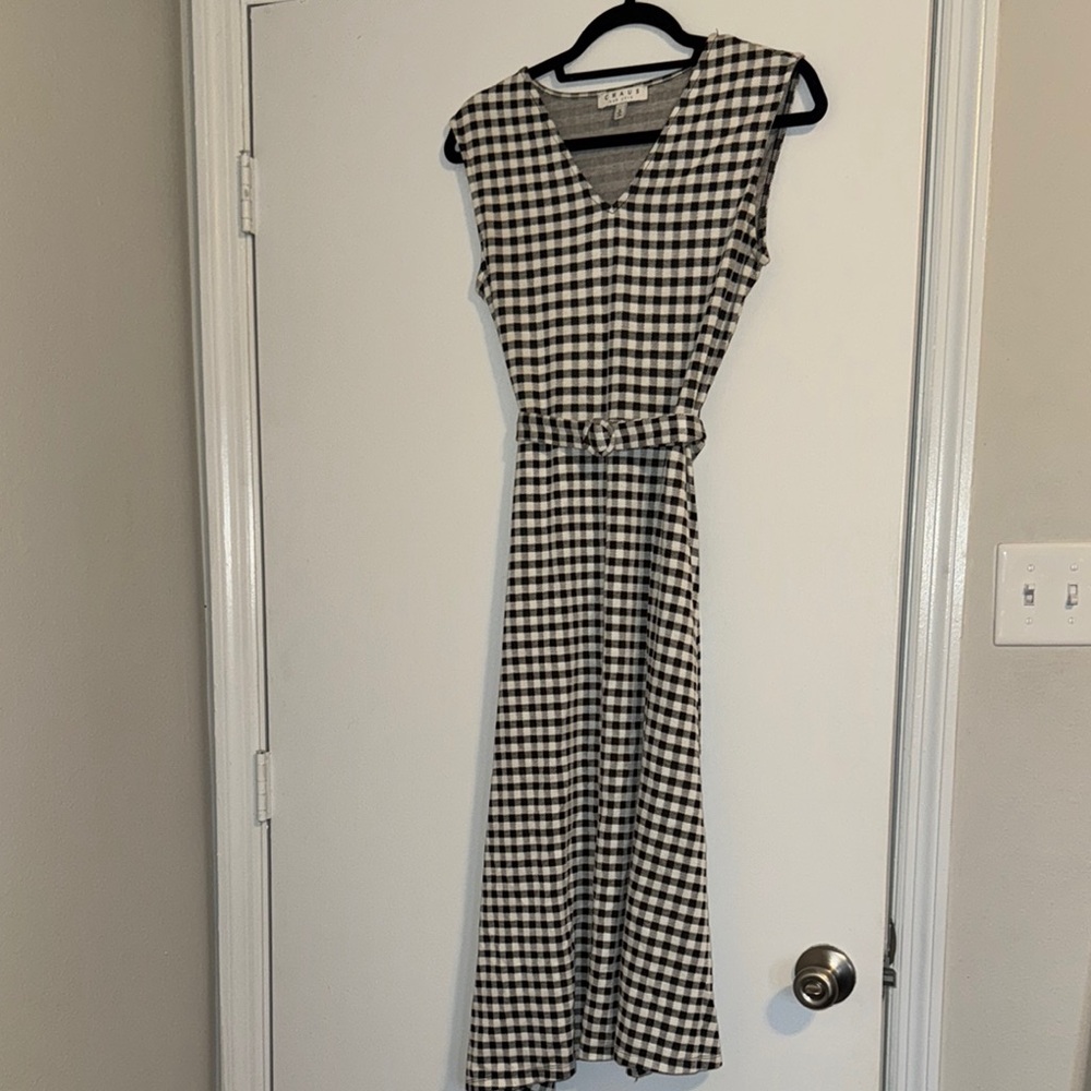 Chaus Black and White Asymmetrical A-line Dress